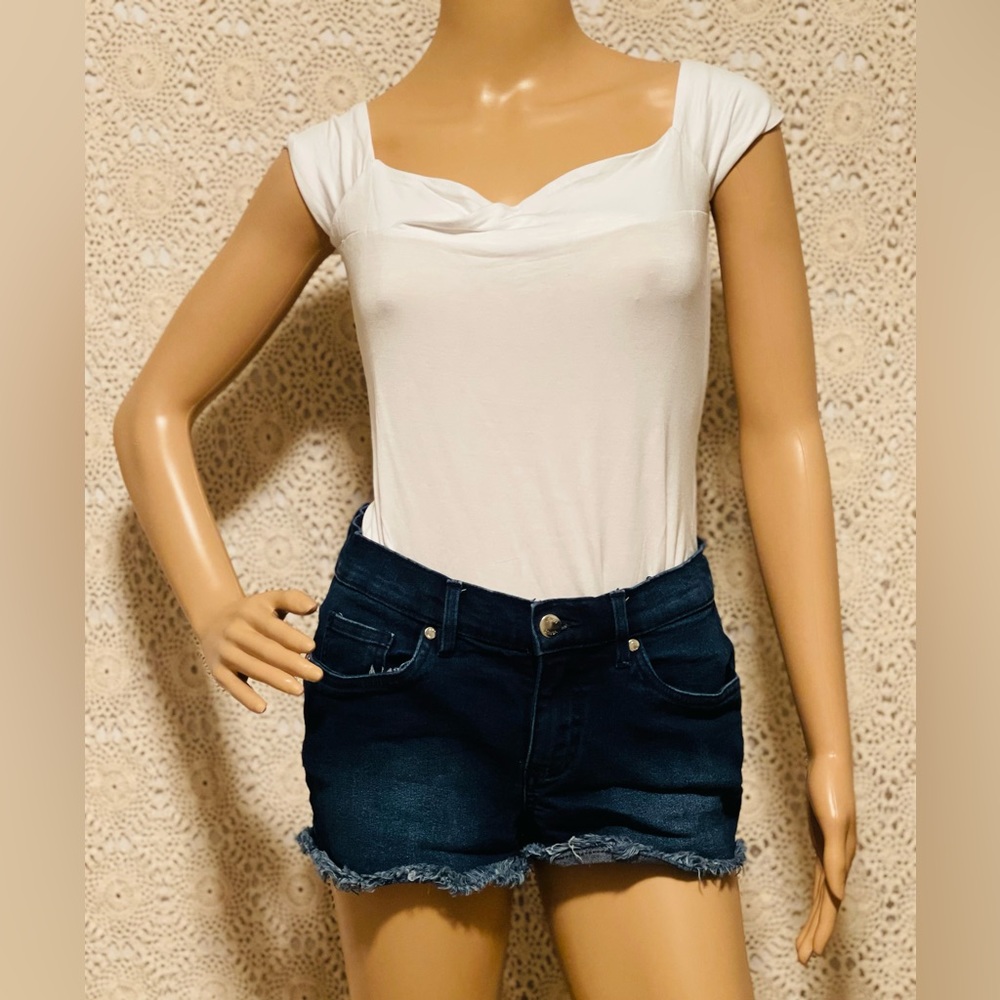 🌼Simple white short sleeve body suit🤍🌼